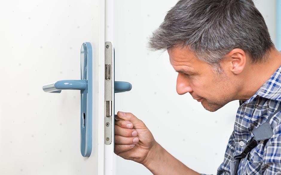 cout intervention serrurier Louvres
